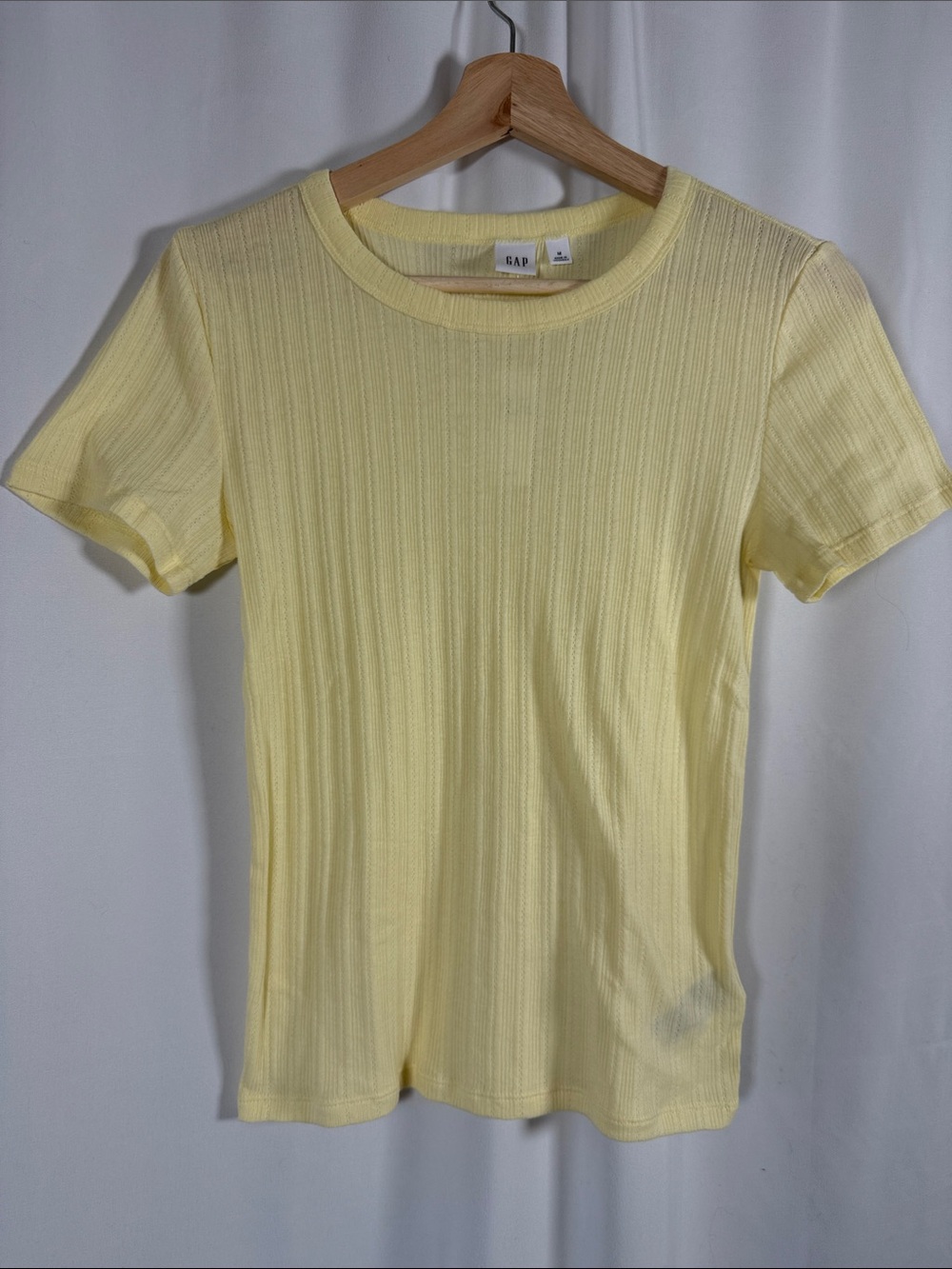 GAP Light Yellow Ribbed Short Sleeve Tee